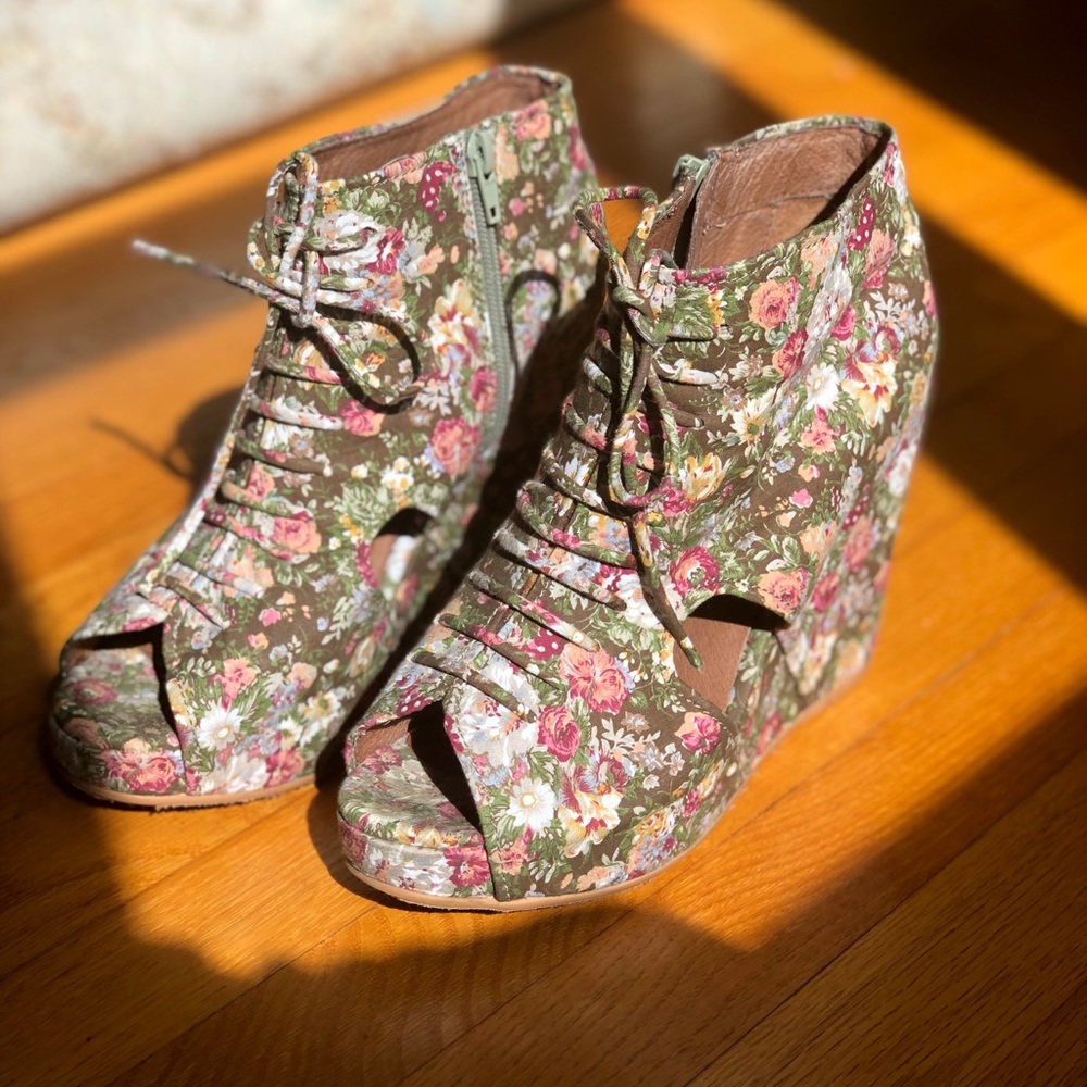 Jeffrey Campbell wedge heels